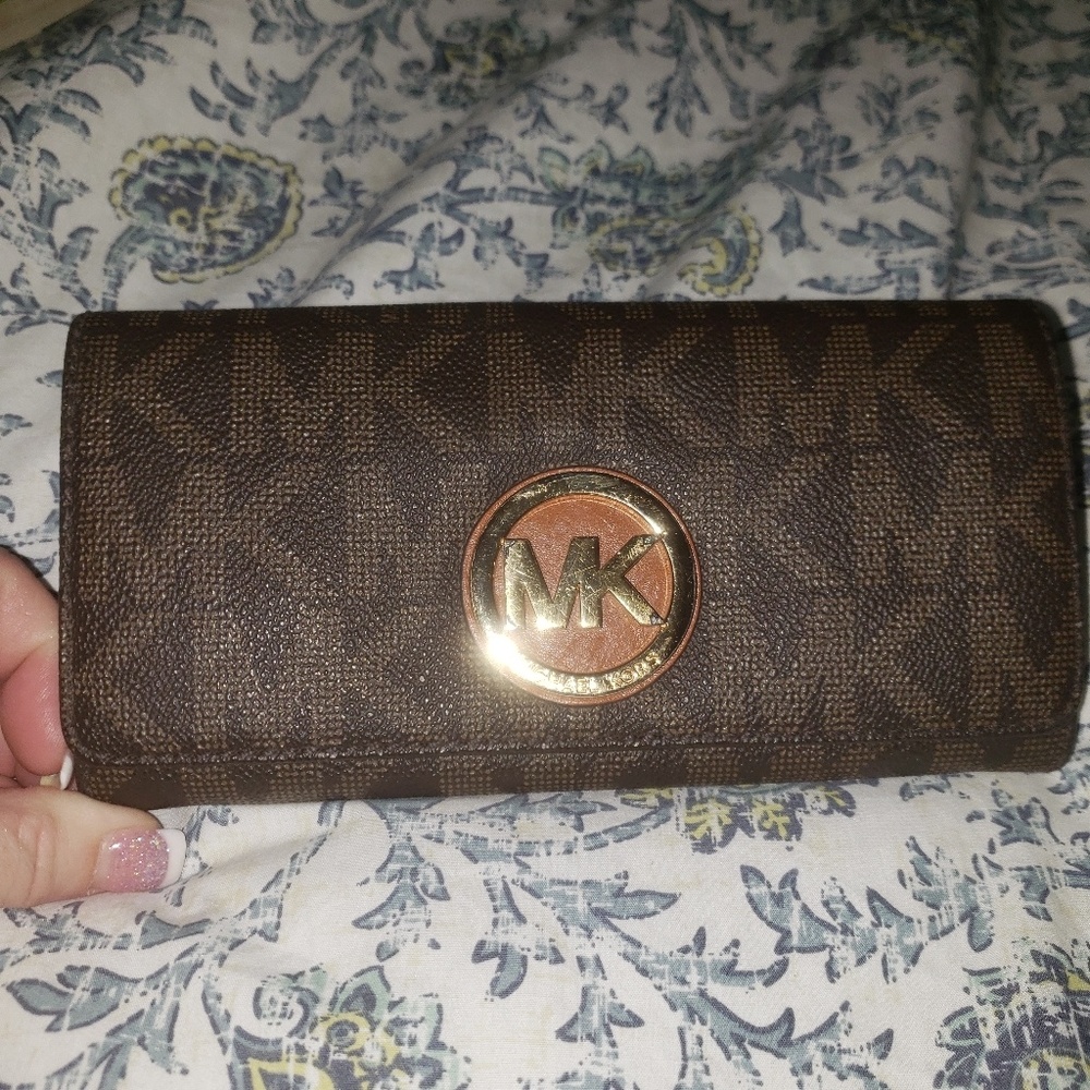 Micgael Kors wallet
